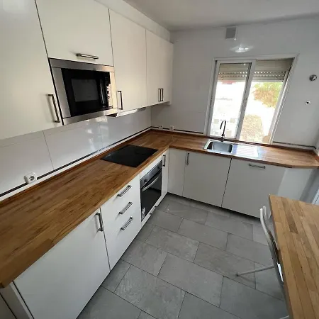 Апартаменты Superior With Prepaid Parking - Малага