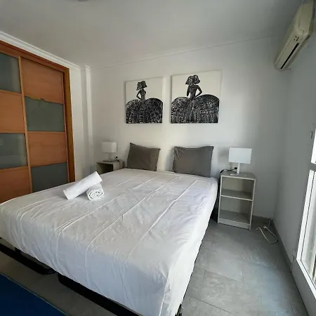 Апартаменты Superior With Prepaid Parking - Малага